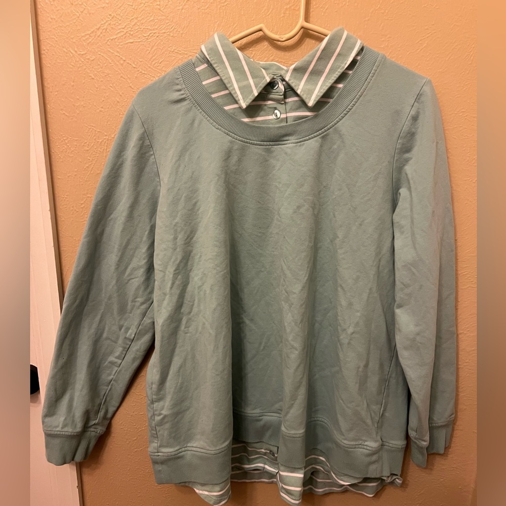 Denim and Company teal button down sweater perfect for nice casual activities!